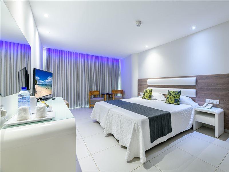 Tasia Maris Sands (Adults Only) Айя Напа Екстериор снимка
